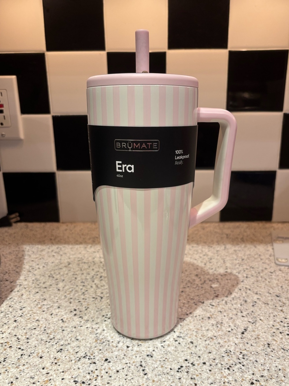 Era 40oz Straw Tumblr- strawberry & cream BRAND NEW-with box and labels